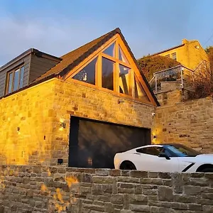 luxury-1-bed-coach-house.yorkshirehotels.net/